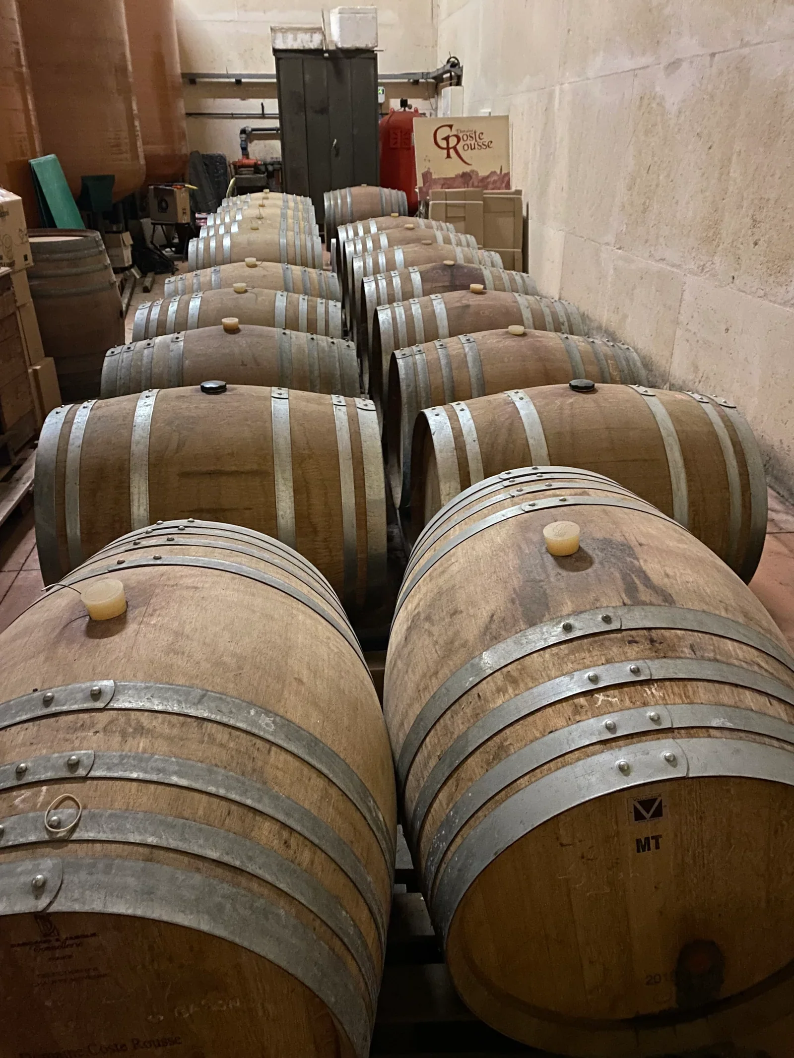 Domaine Coste Rousse — cave